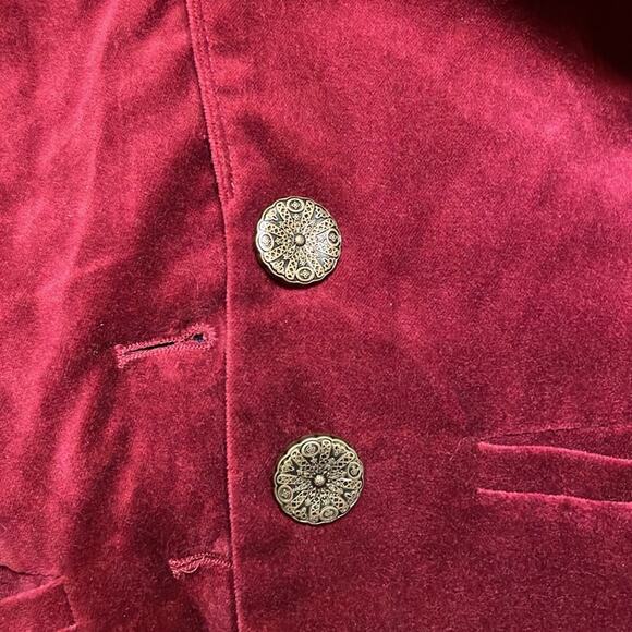 Blogger fav Modcloth Maroon Velvet Executive Blazer - Picture 6 of 10
